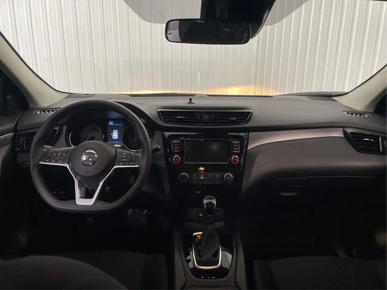 Nissan Qashqai снимка Nissan Qashqai
