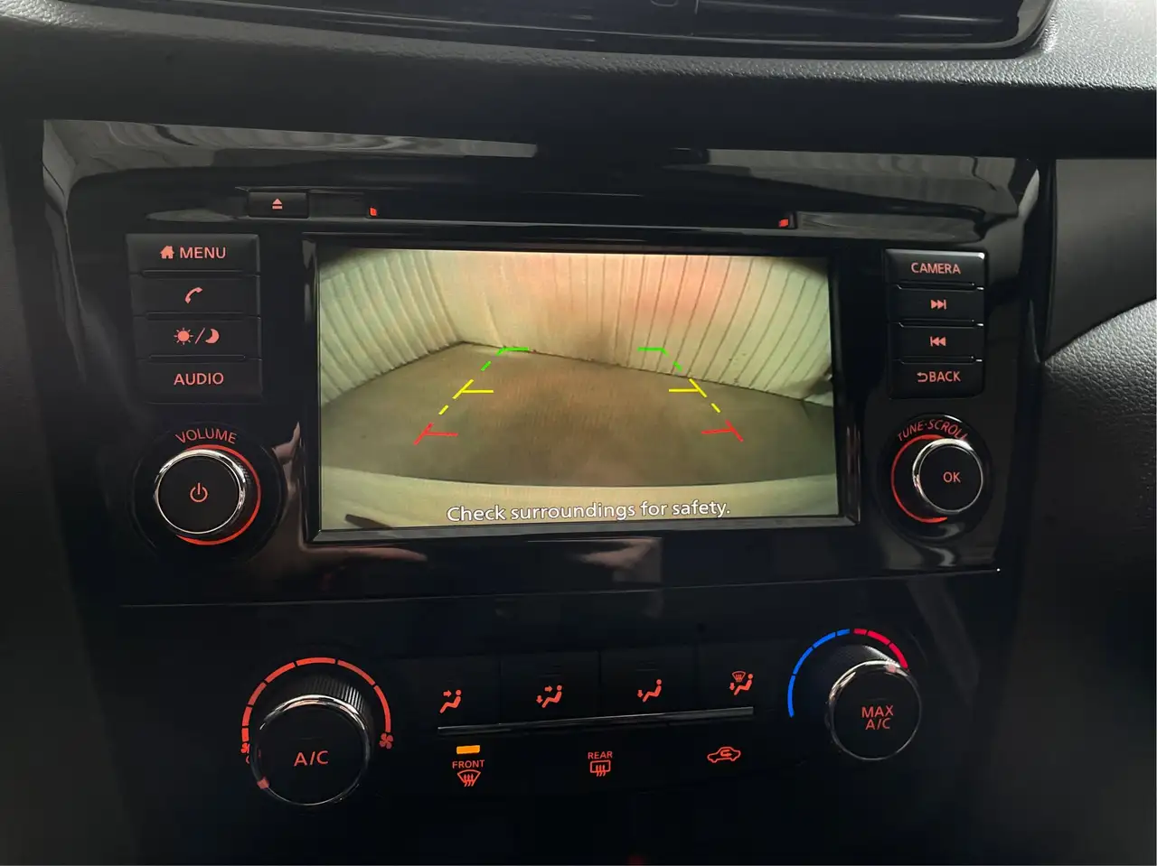 Nissan Qashqai снимка Nissan Qashqai