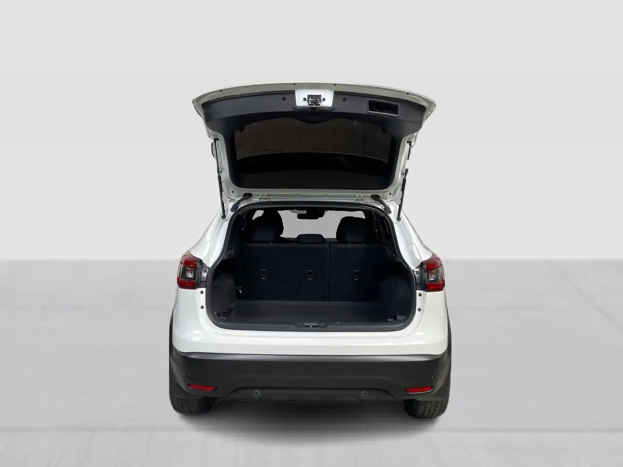 Nissan Qashqai снимка Nissan Qashqai