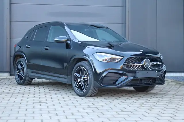 Mercedes-Benz GLA 250 GLA 250e AMG line - Carplay - Keyless - Cam - ACC