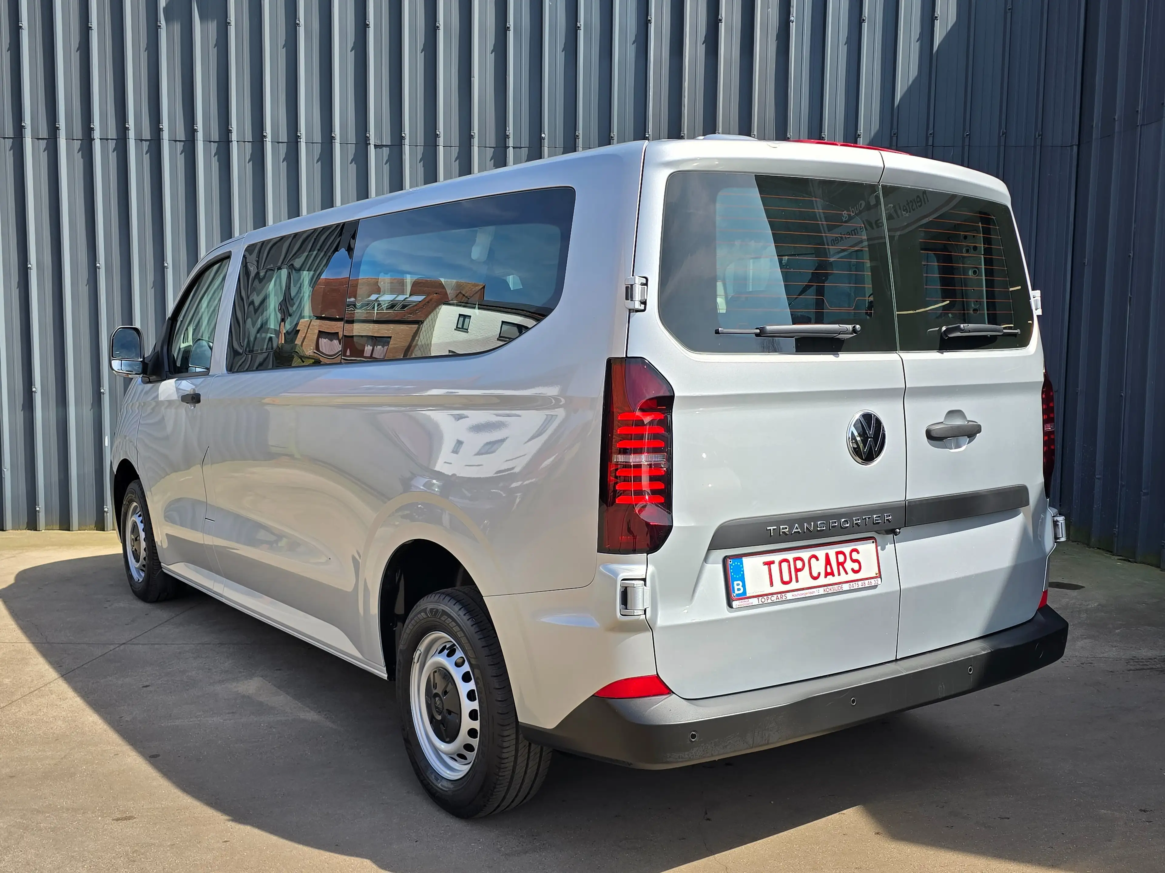 Volkswagen T7 Kombi Combi 2.0 TDi 4Motion SCR DSG — photo 4