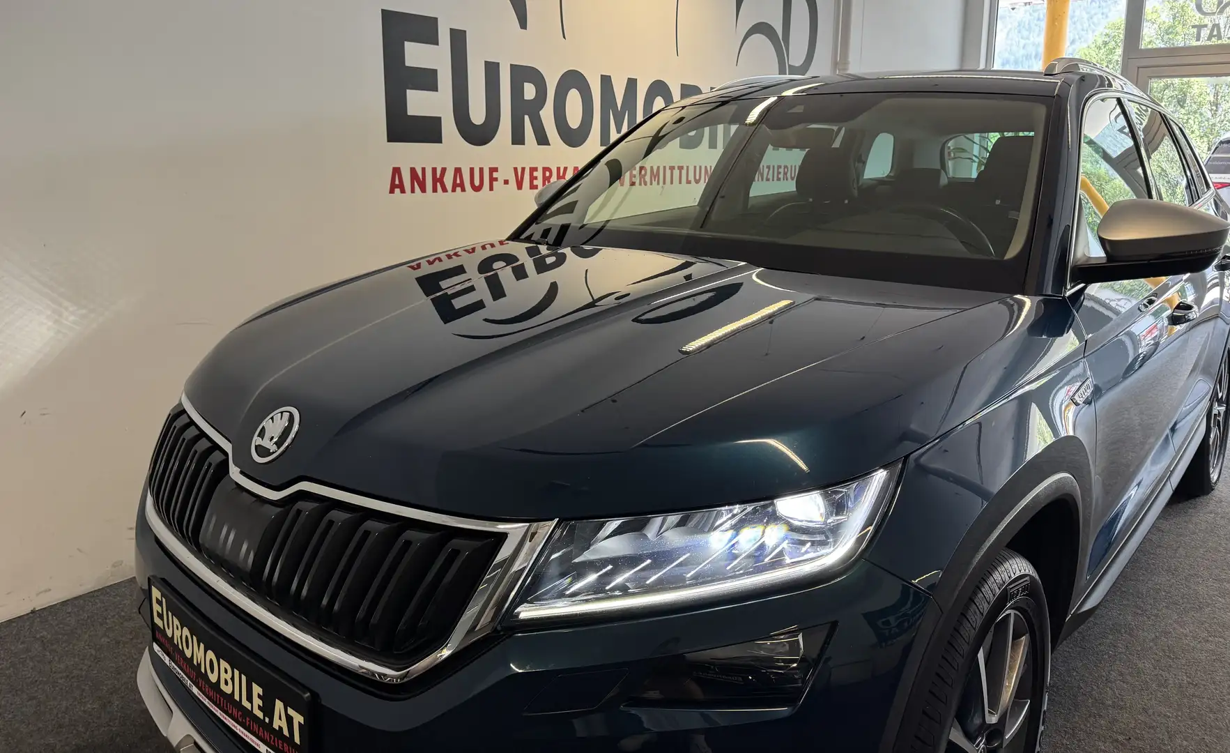 Skoda Kodiaq Scout 4x4 *RFK*ALCANTARA*CANTON*MEMORY*LR-HZG.*LED Blau - 2