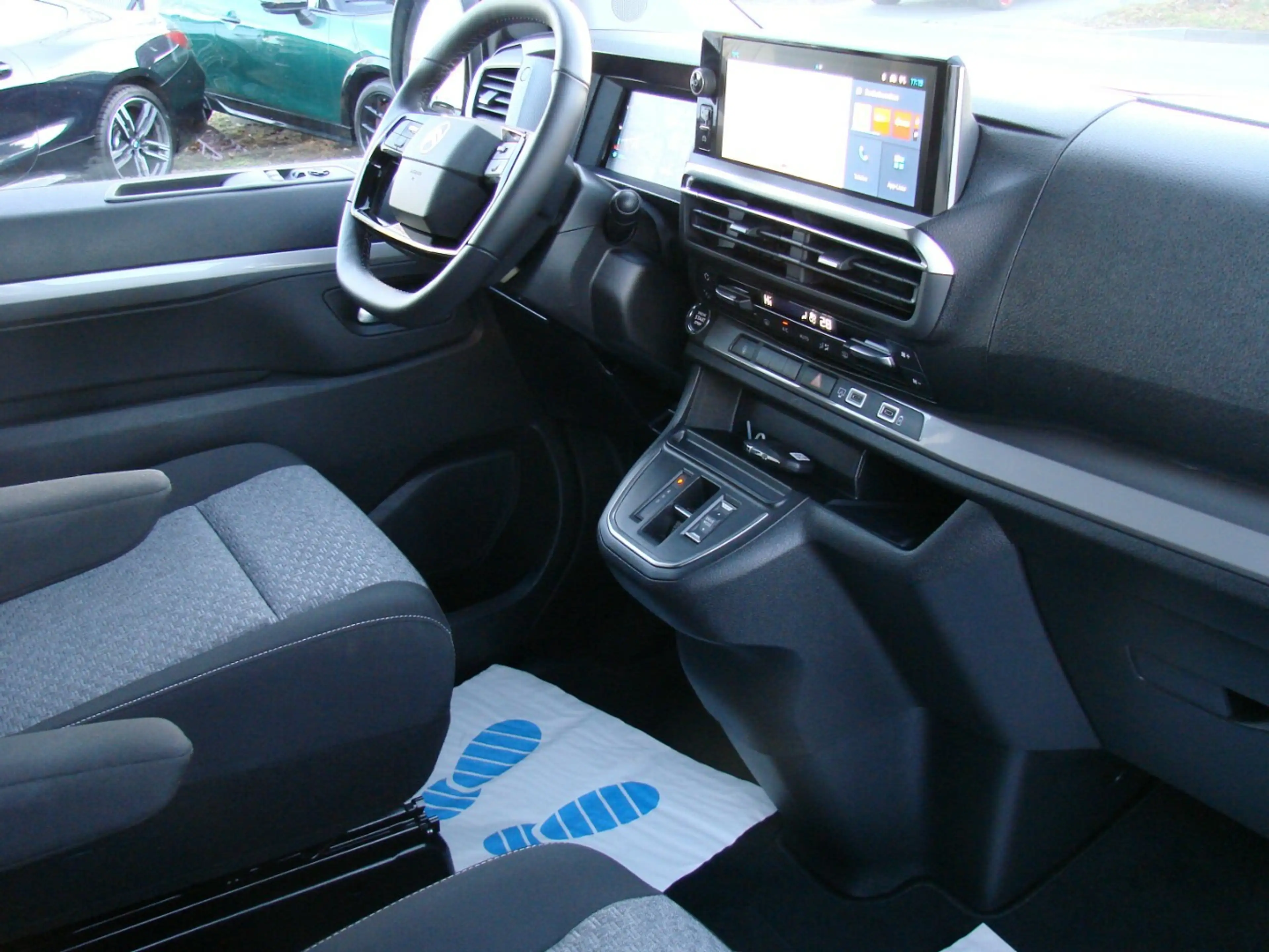 Citroen Spacetourer 180 Plus M, AHK LED Kamera180º 8 Sitzer — photo 15