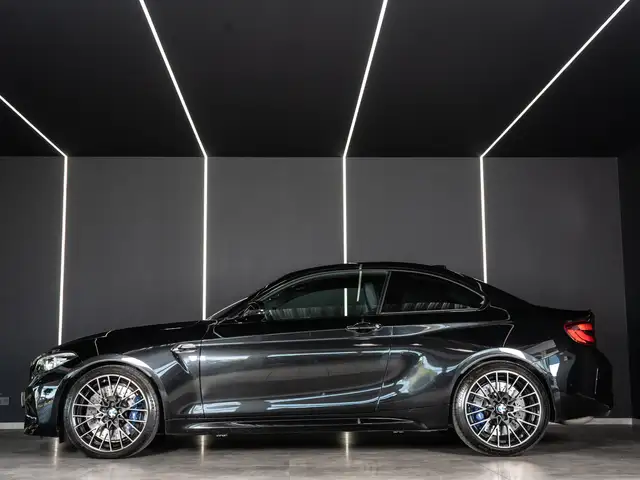BMW M2 view 7