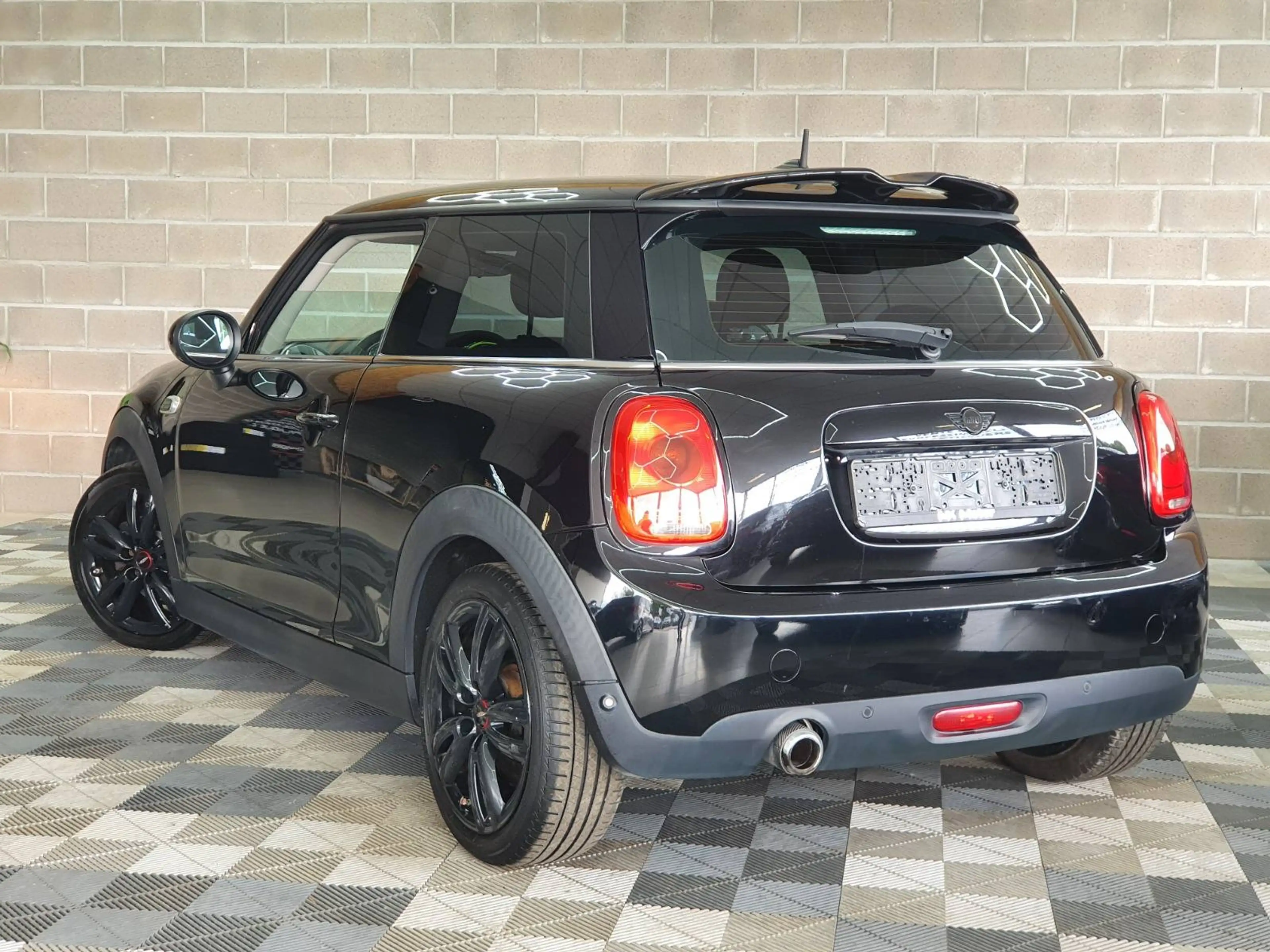 MINI Cooper D 🟢1.5 DIESEL 116CV - GPS - CAPTEURS - CRUISE — photo 4