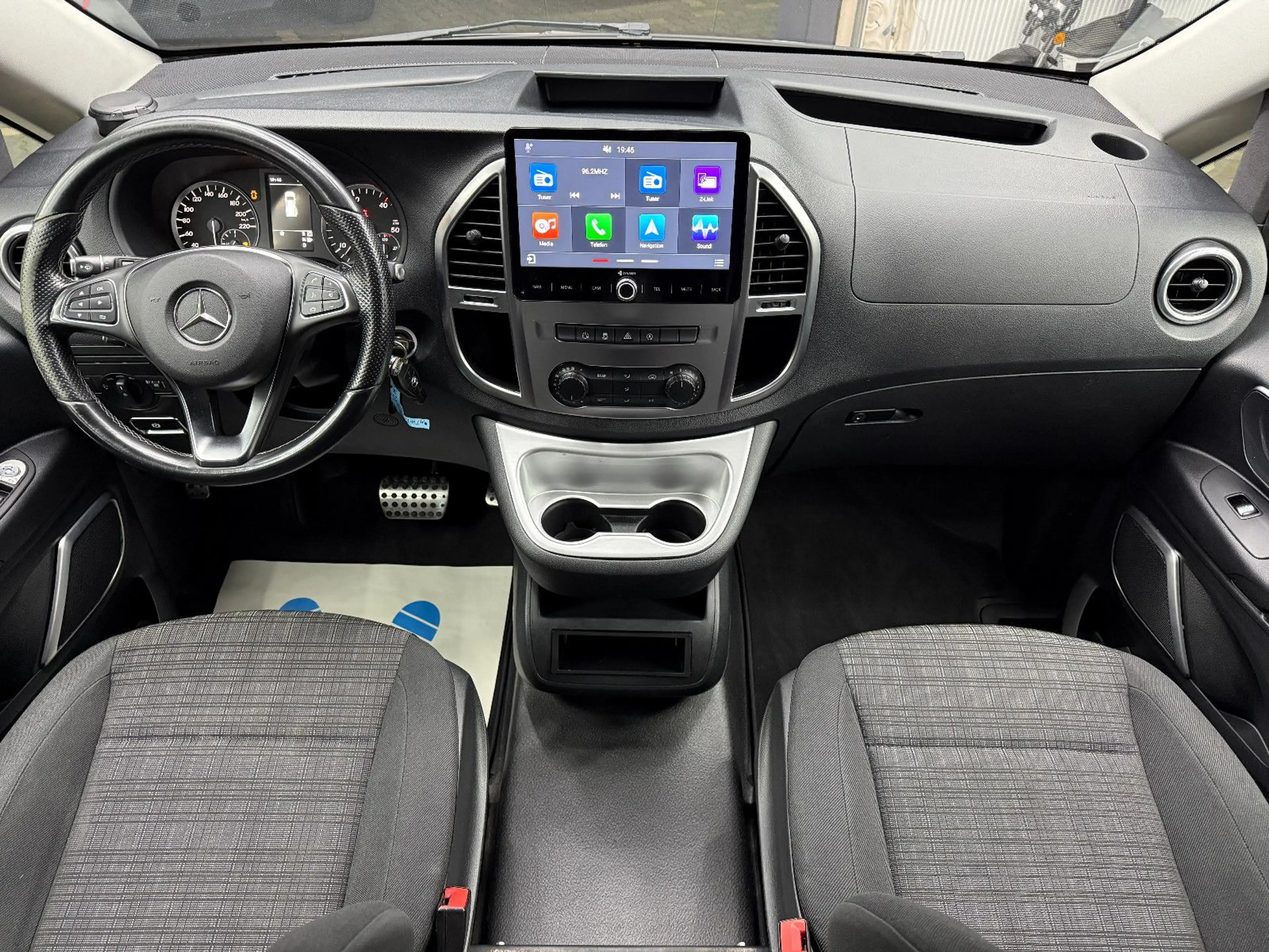 Mercedes-Benz Vito Tourer 116 CDI lang / 8-Sitzer Automatik — photo 9