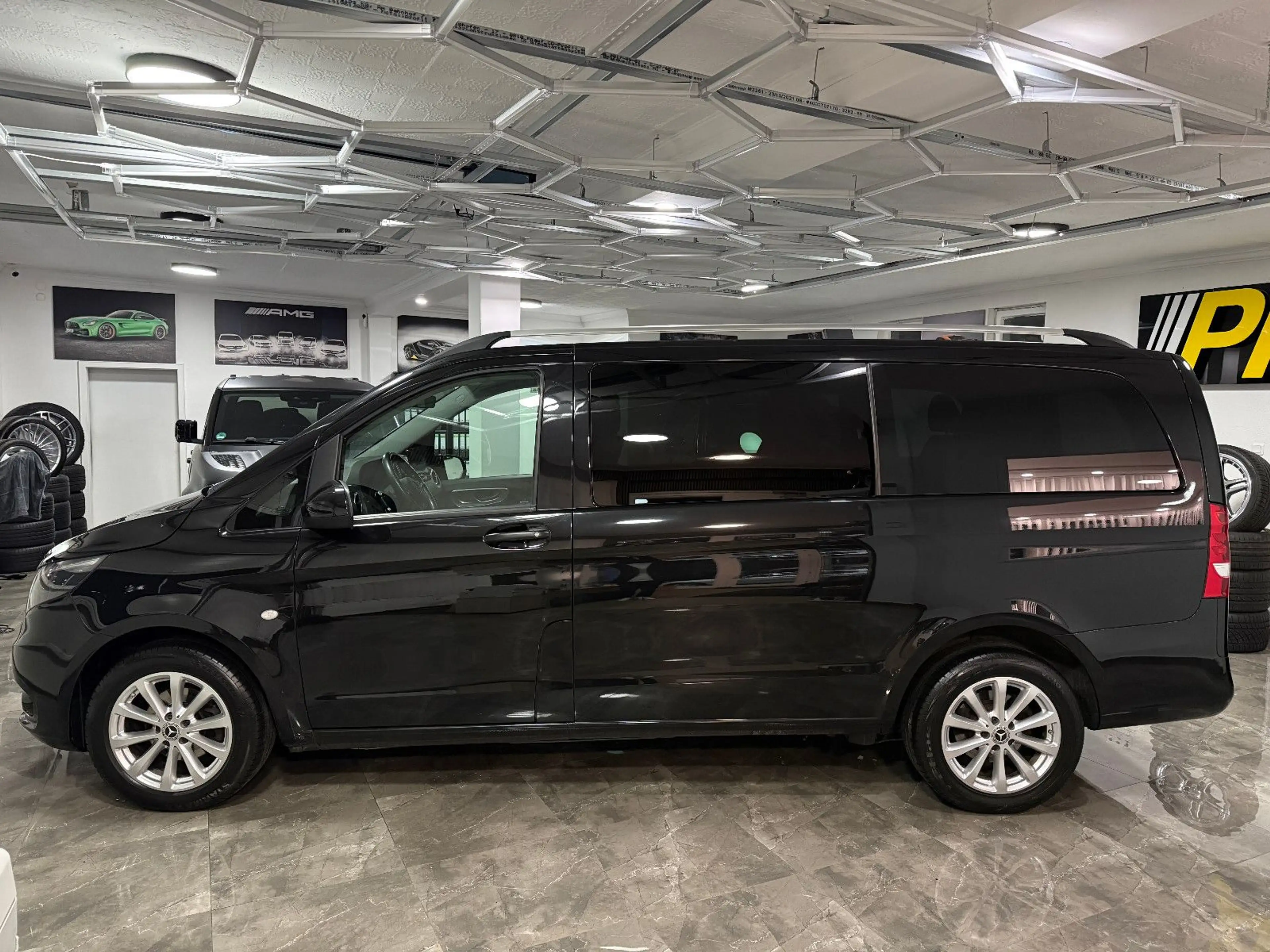 Mercedes-Benz Vito Tourer 116 CDI lang / 8-Sitzer Automatik — photo 2