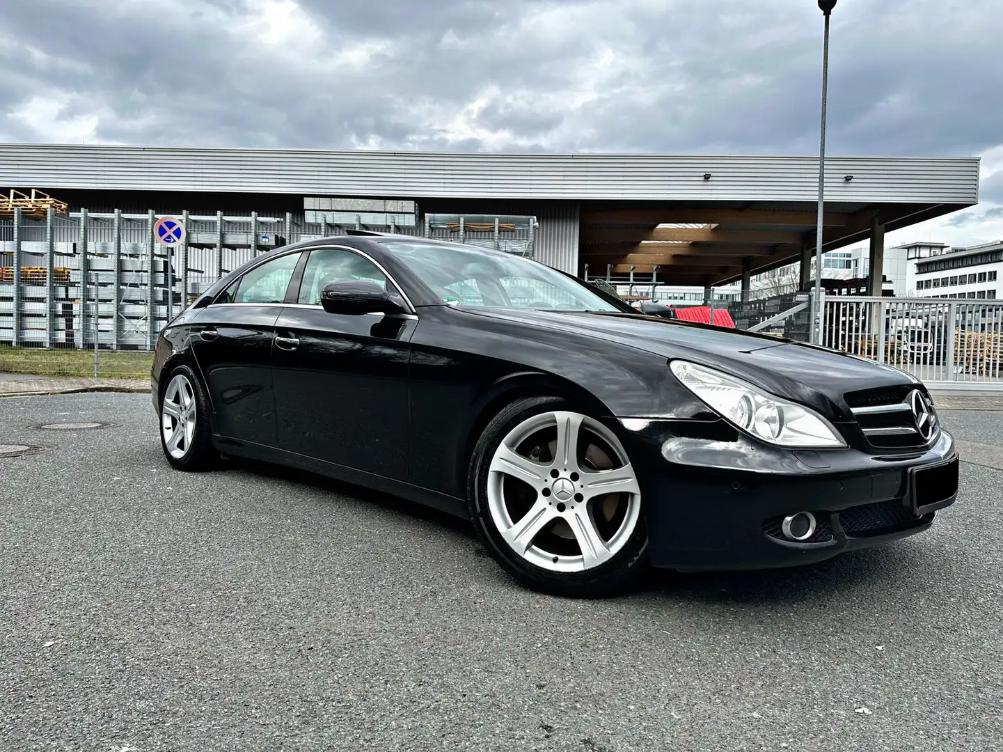 Mercedes-Benz CLS 280 7G-TRONIC Fekete - 1