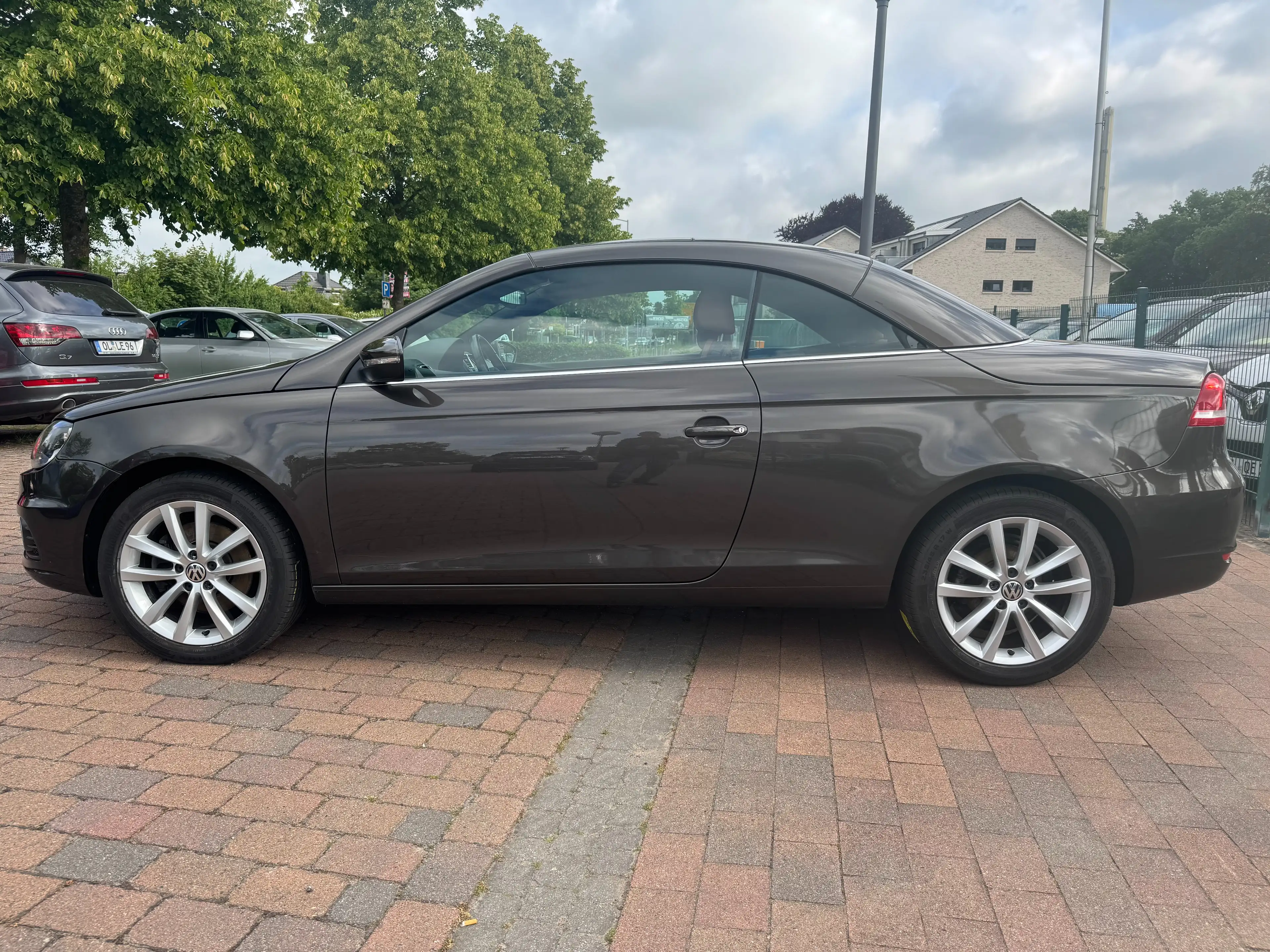 Volkswagen Eos 2.0 TDI Cabiro-AHK-Leder-SHZ-Tempomat+Einparkh — photo 12