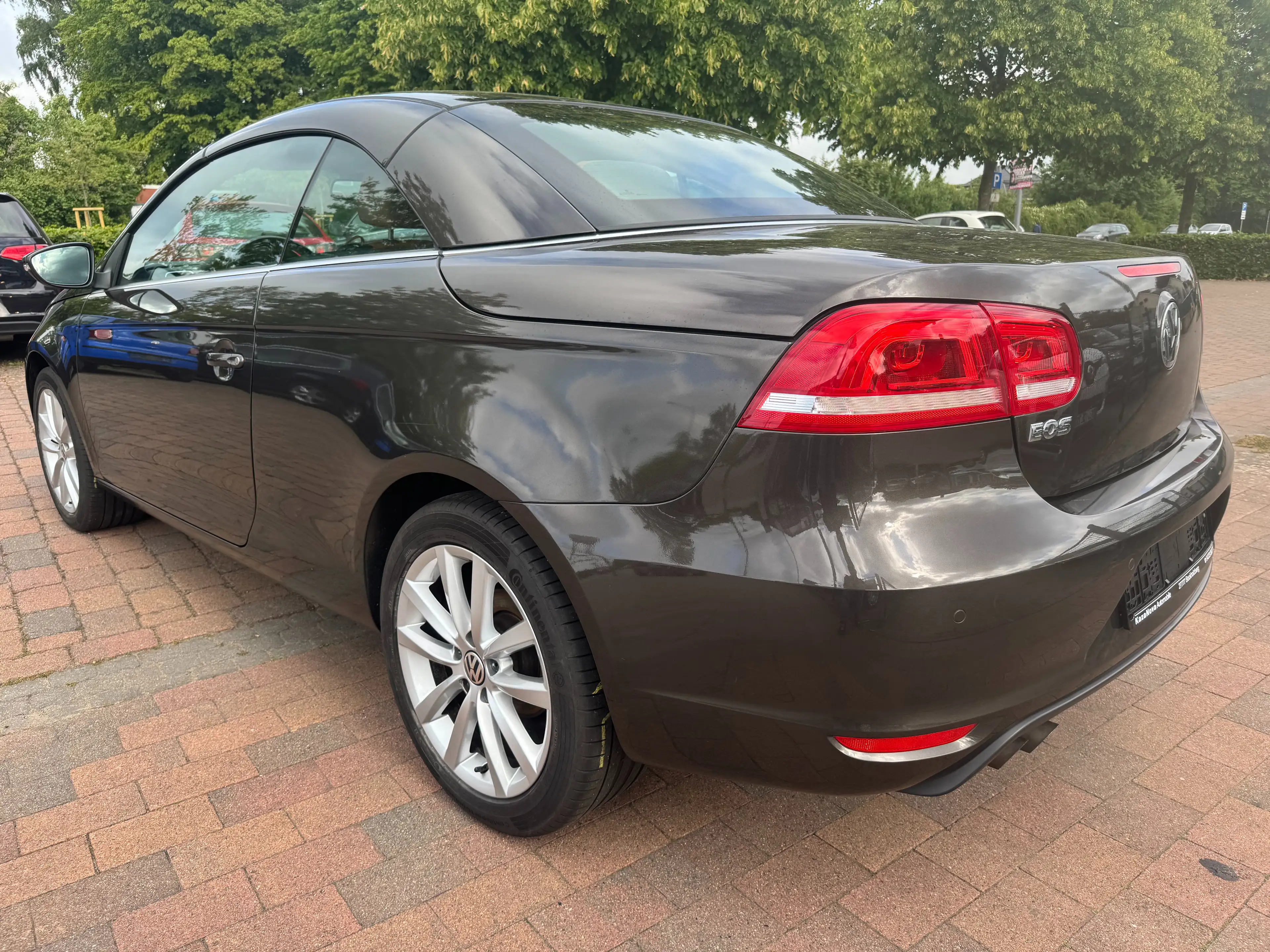 Volkswagen Eos 2.0 TDI Cabiro-AHK-Leder-SHZ-Tempomat+Einparkh — photo 11