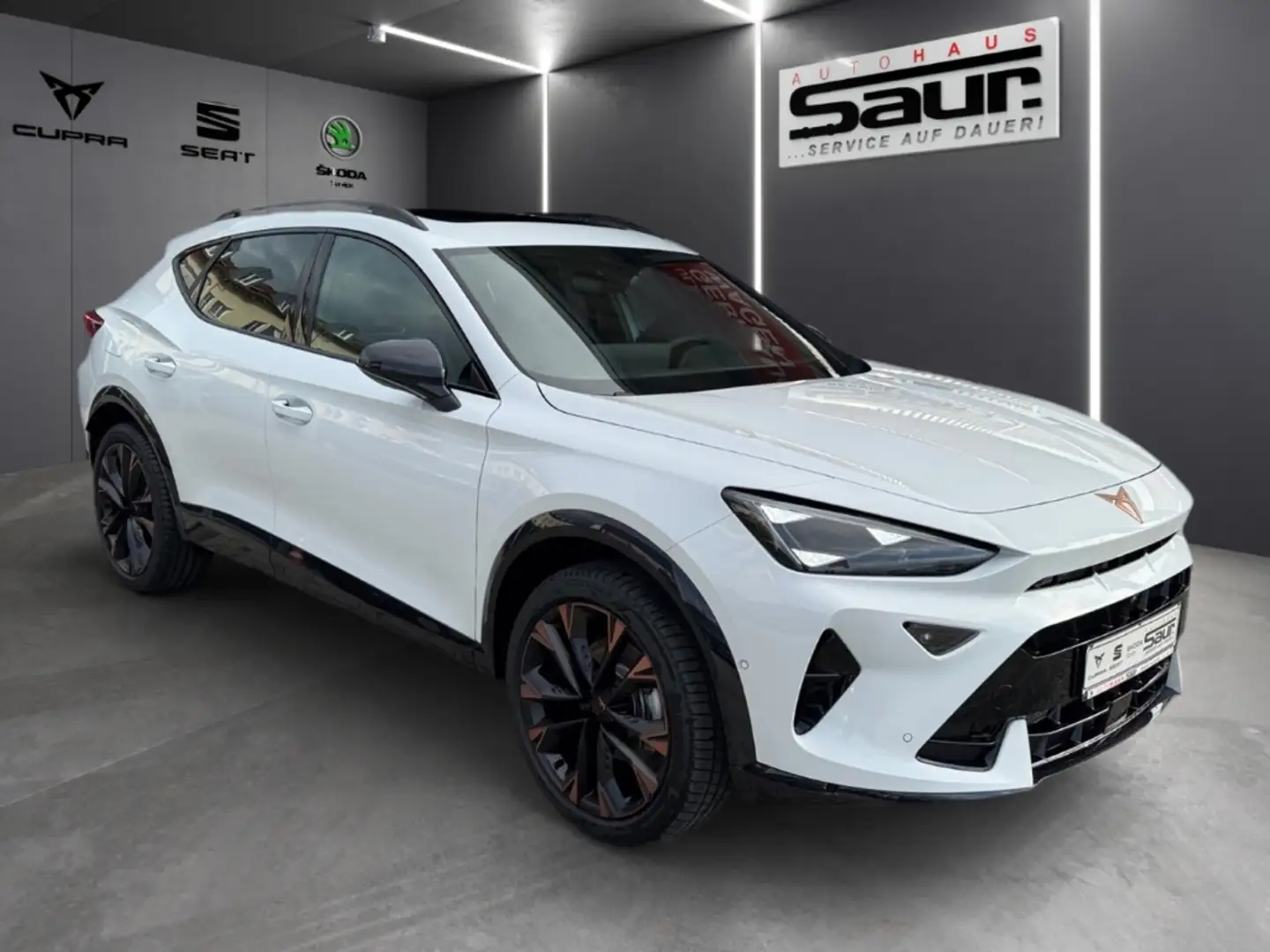 CUPRA Formentor 1.5 eTSI DSG AHK PANORAMA SENNHEISER SHZ NAVI PDC Weiß - 2