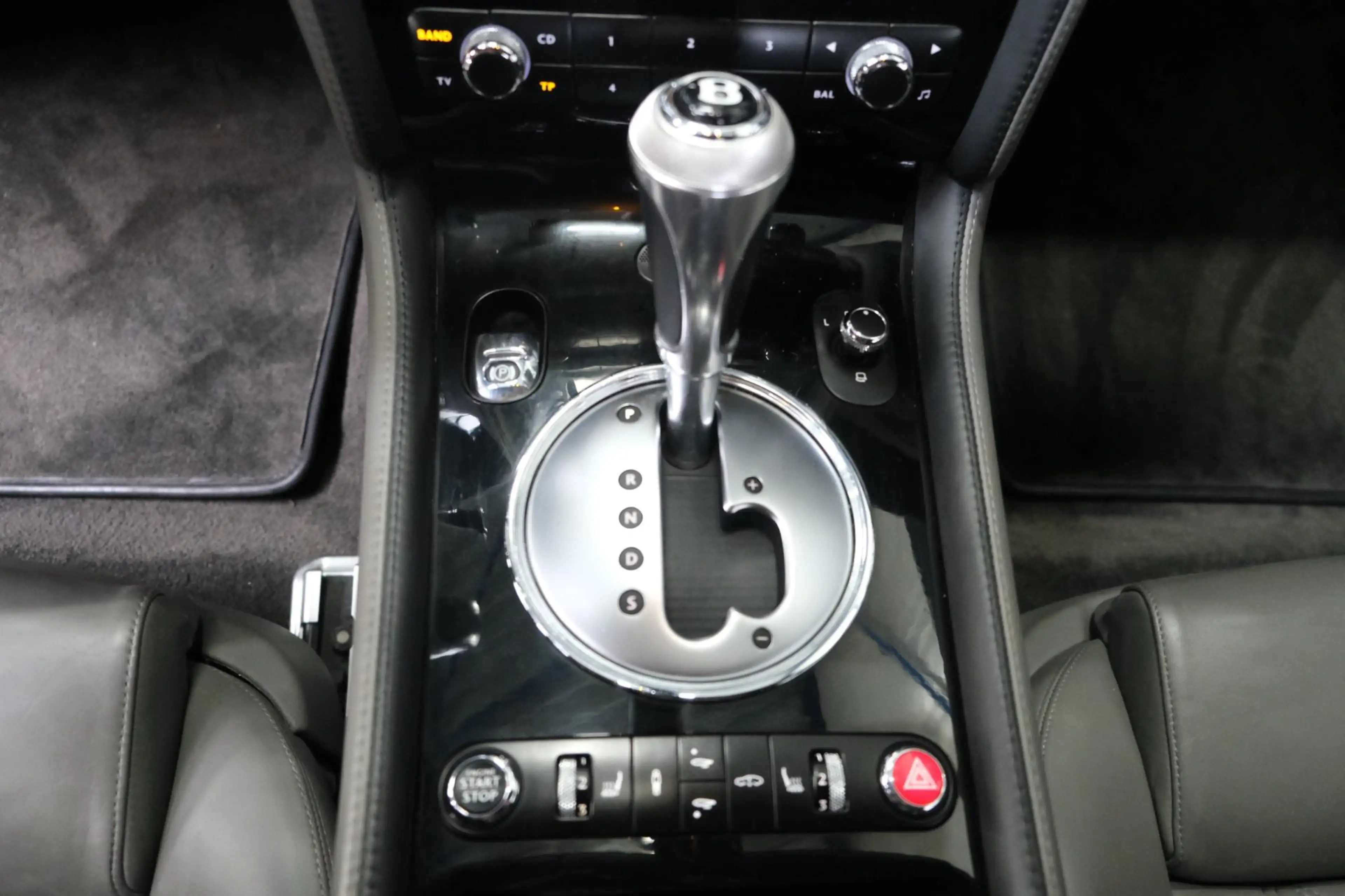 Bentley Continental GT 6.0 W12 Speed 611 PK - Bom vol opties! — photo 21
