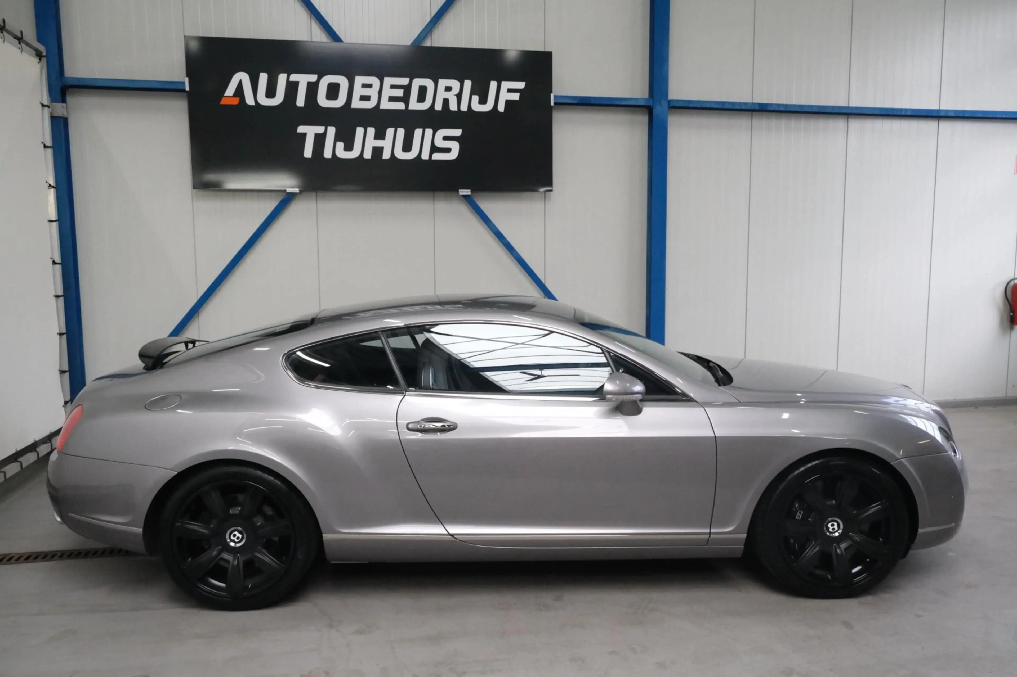 Bentley Continental GT 6.0 W12 Speed 611 PK - Bom vol opties! — photo 2