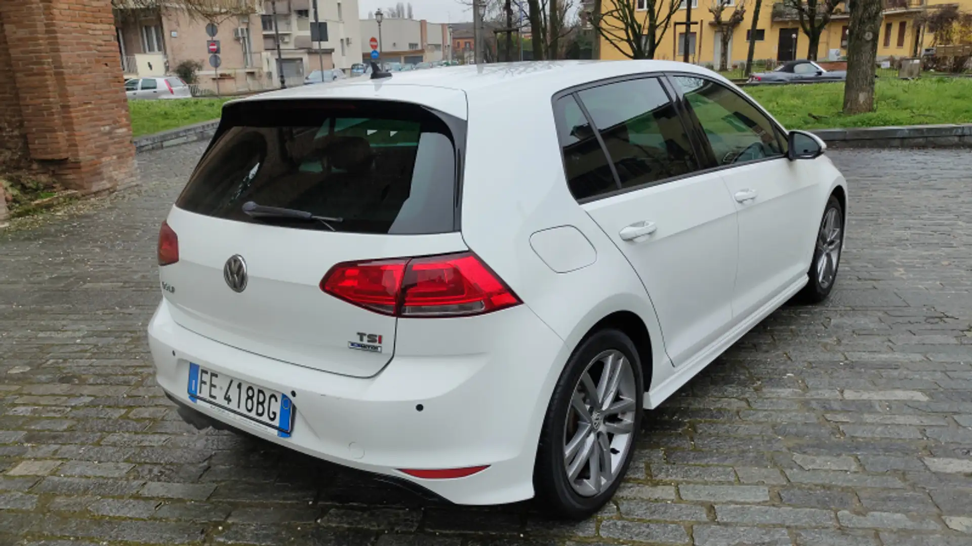 Volkswagen Golf 1.4 TSI 5p. Sport Edition BlueMotion Technology Blanco - 2