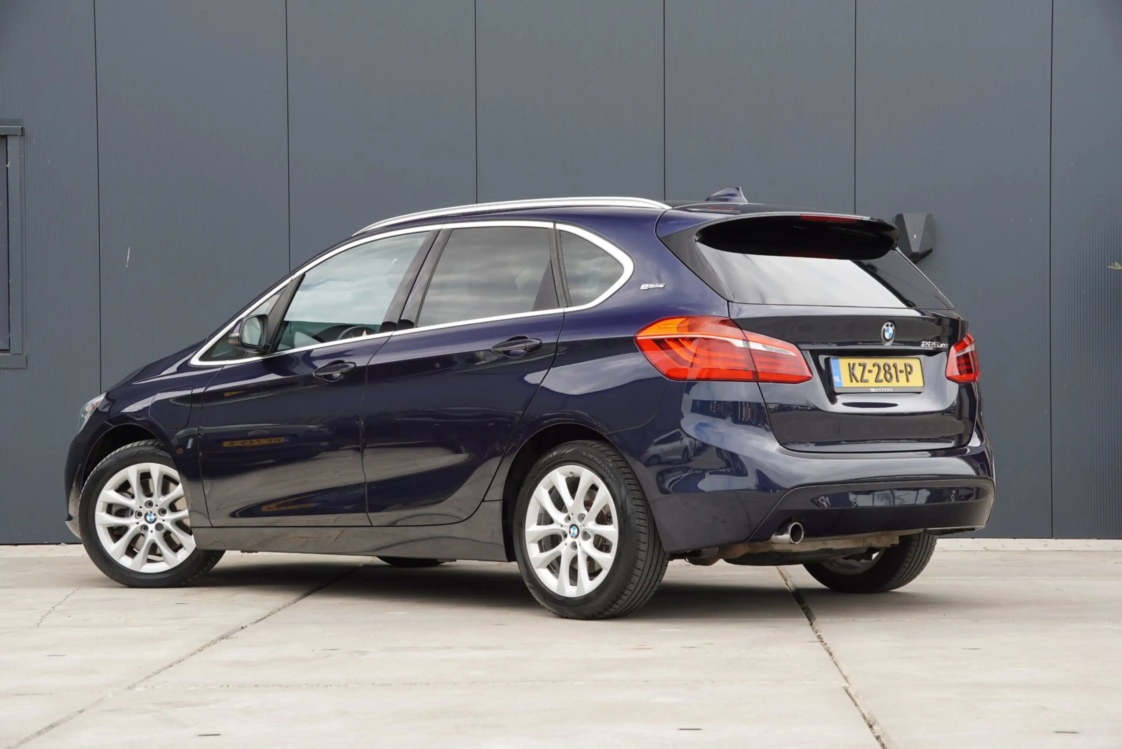 BMW 225 2-serie Active Tourer 225xe iPerformance Executive — photo 4
