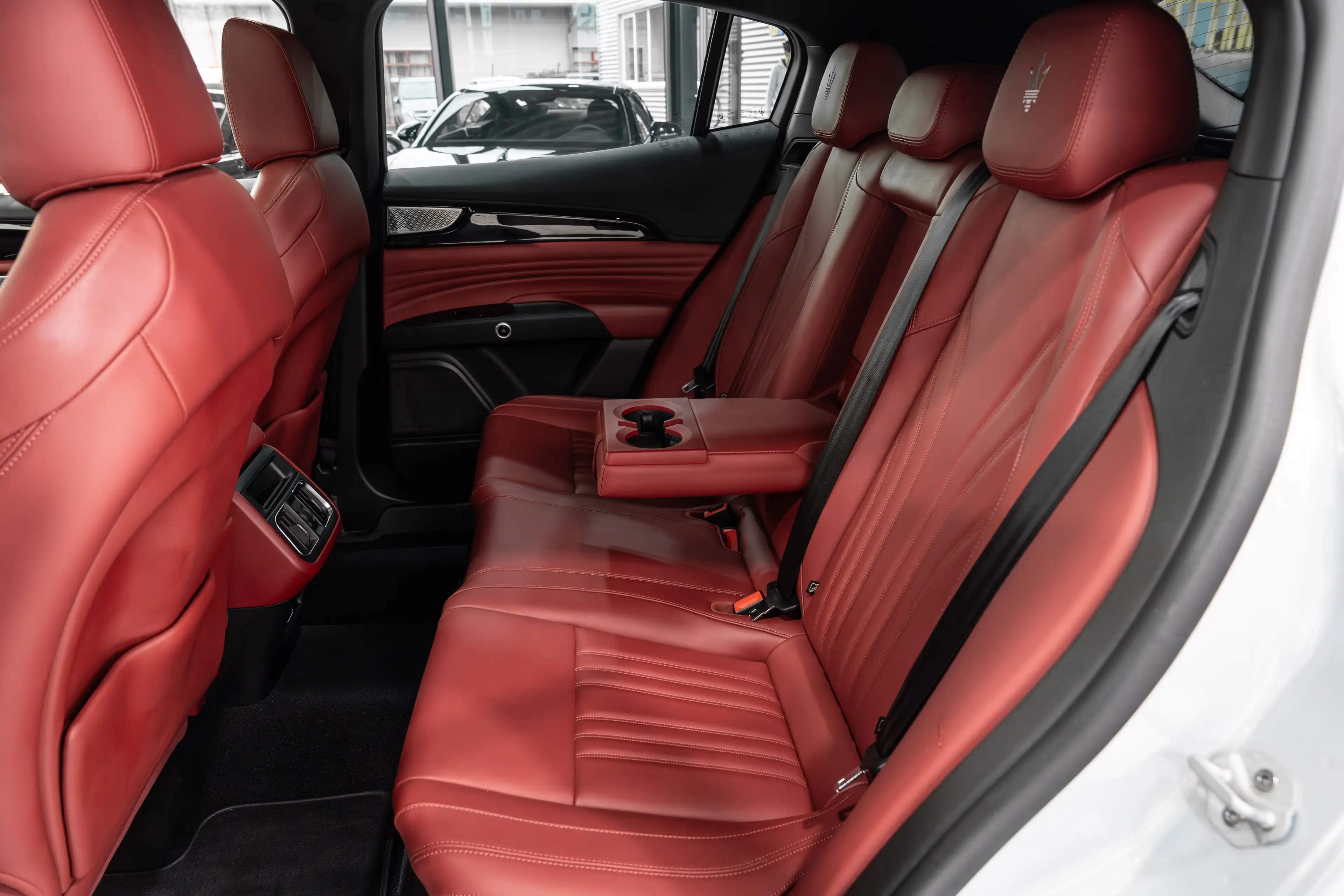 Maserati Grecale GT*HEAD-UP*360*PANO*SONUS-FIBER*MATRIX* — photo 12