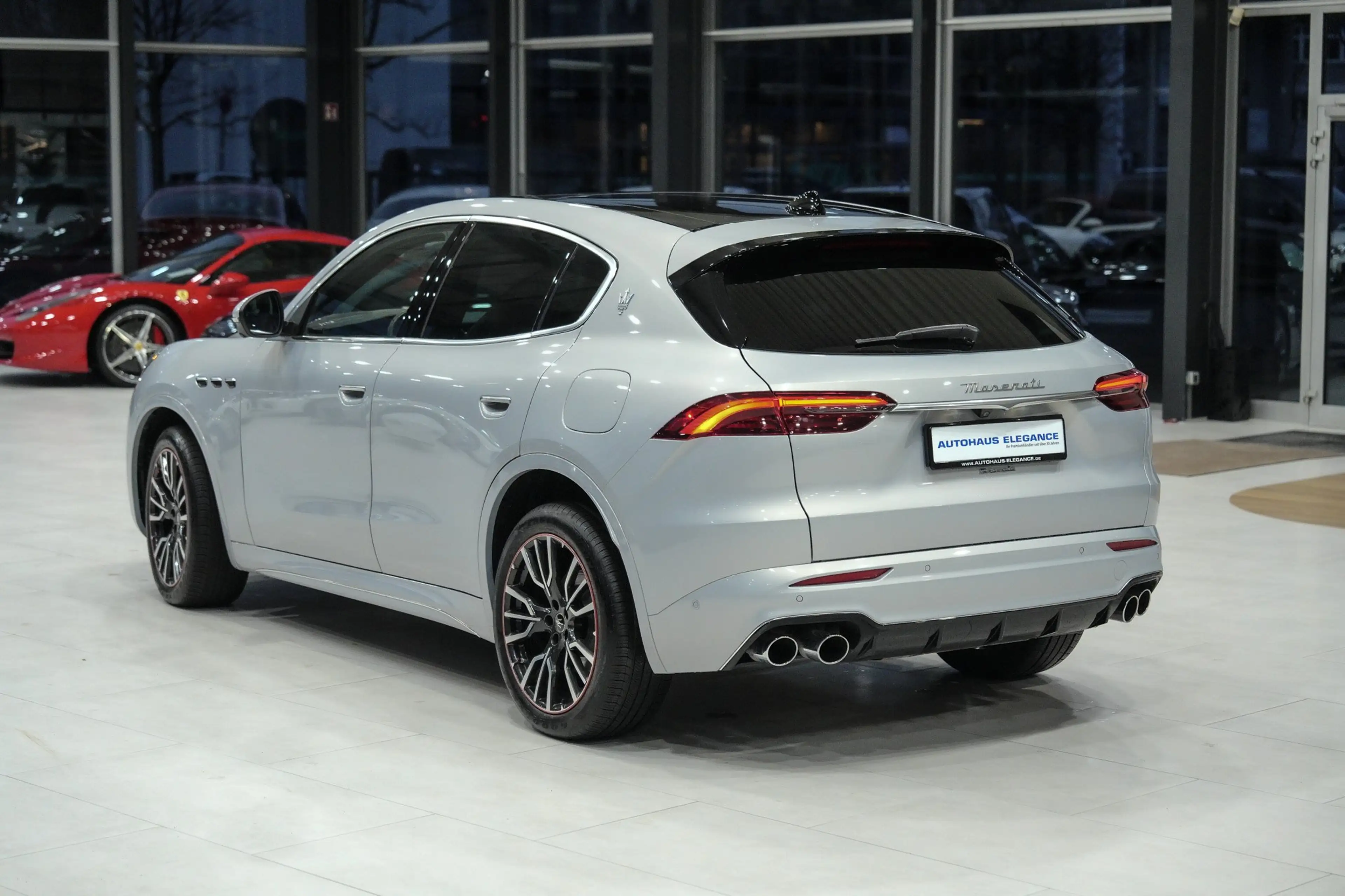Maserati Grecale GT*HEAD-UP*360*PANO*SONUS-FIBER*MATRIX* — photo 4