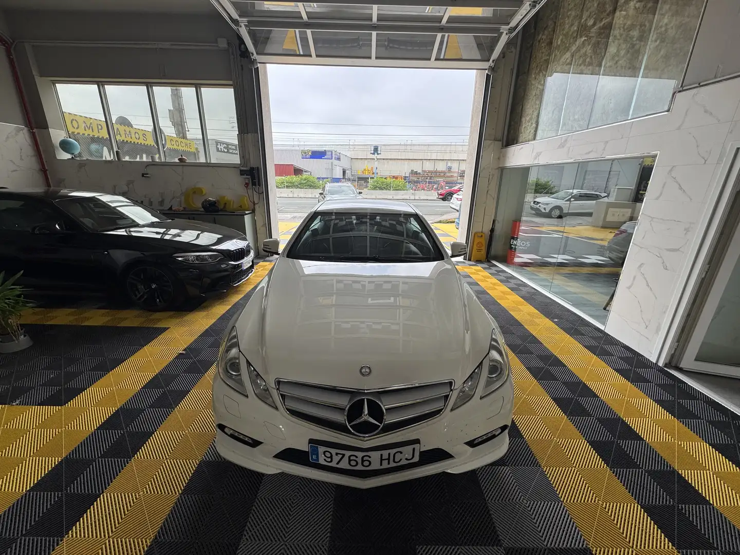 Mercedes-Benz E 220 Coupé 220CDI BE Aut. (9.75) - 1