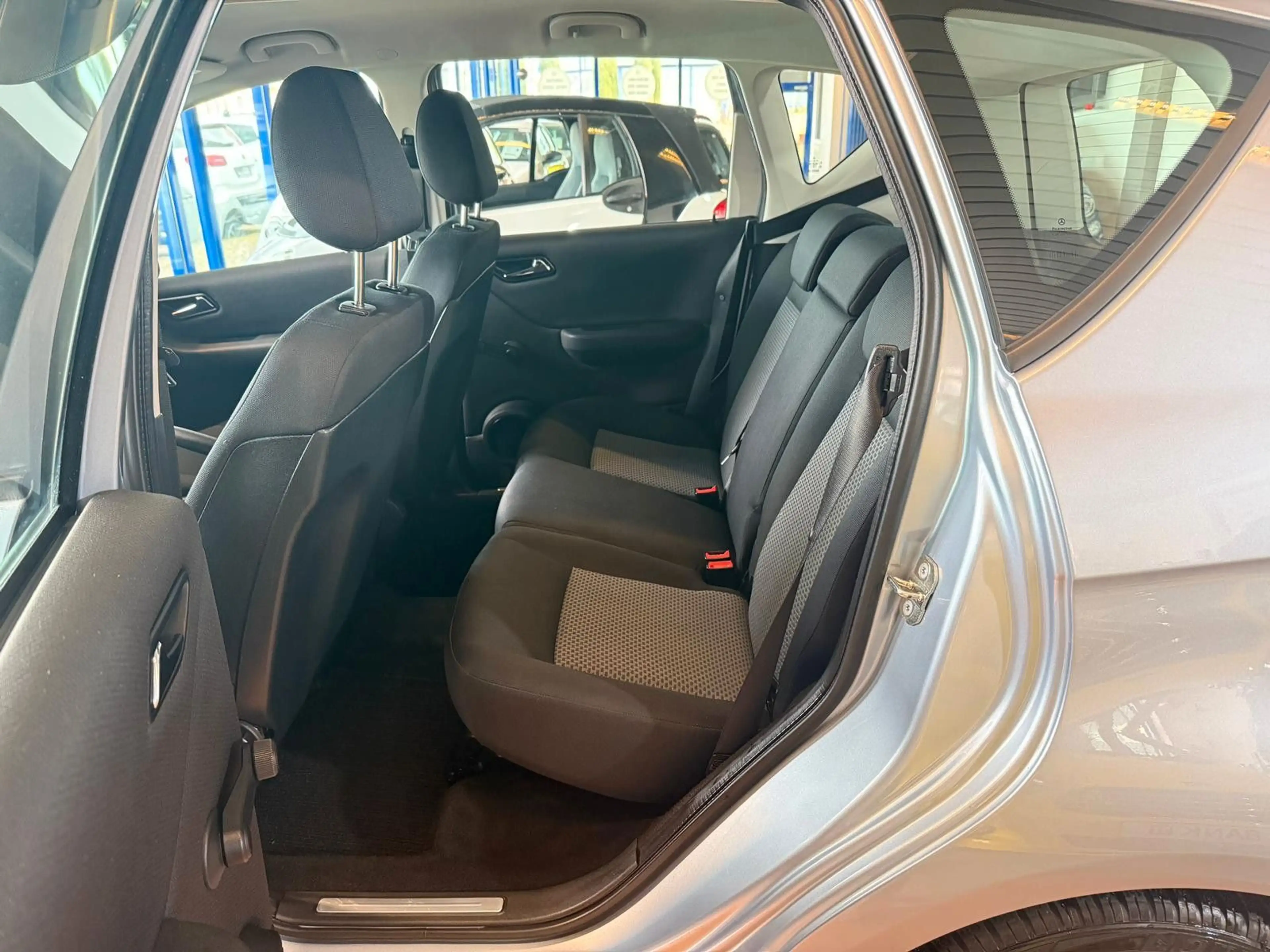 Mercedes-Benz A 150 Automatik / Klima / Sitzheizung — photo 10
