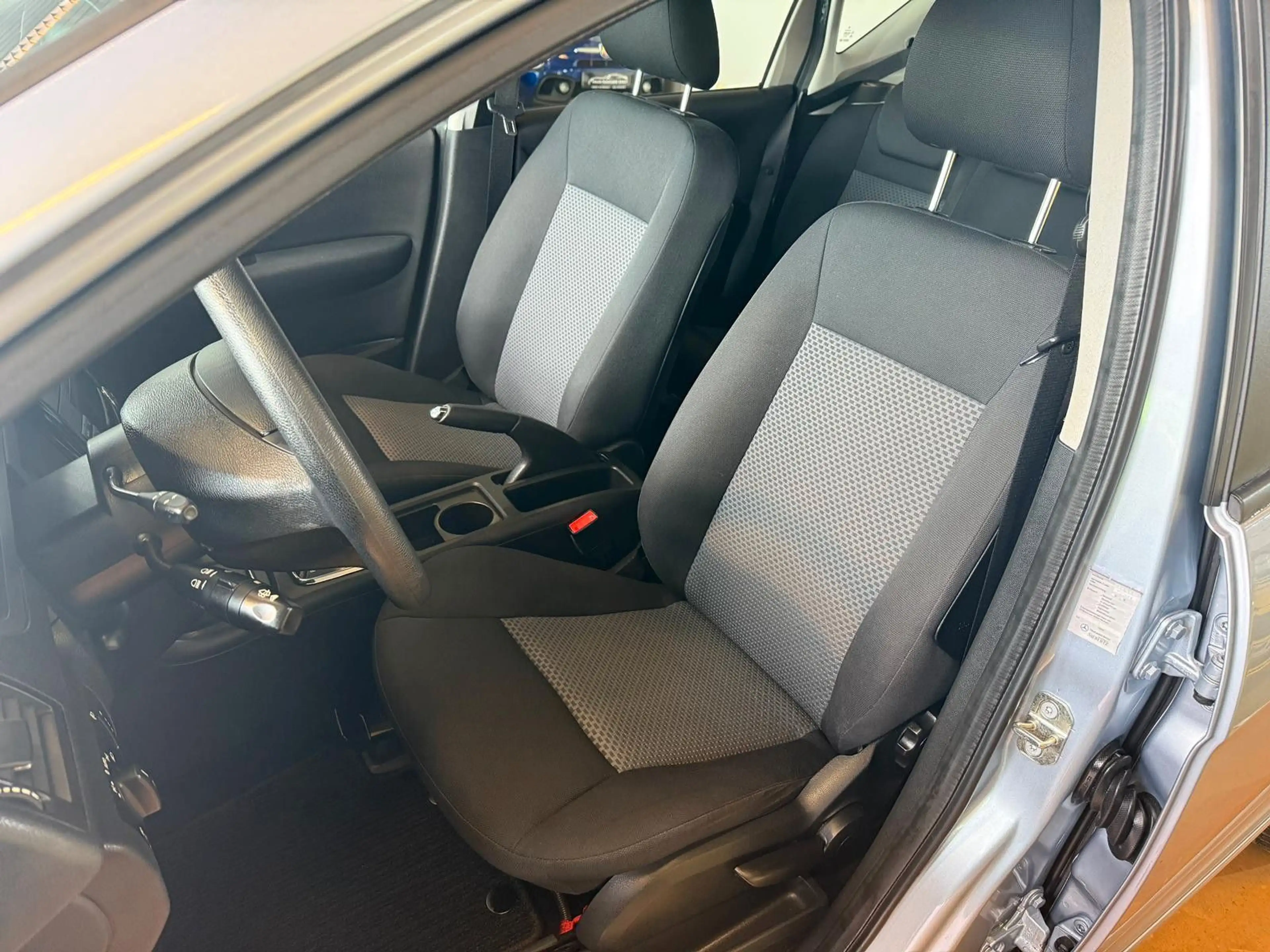Mercedes-Benz A 150 Automatik / Klima / Sitzheizung — photo 8