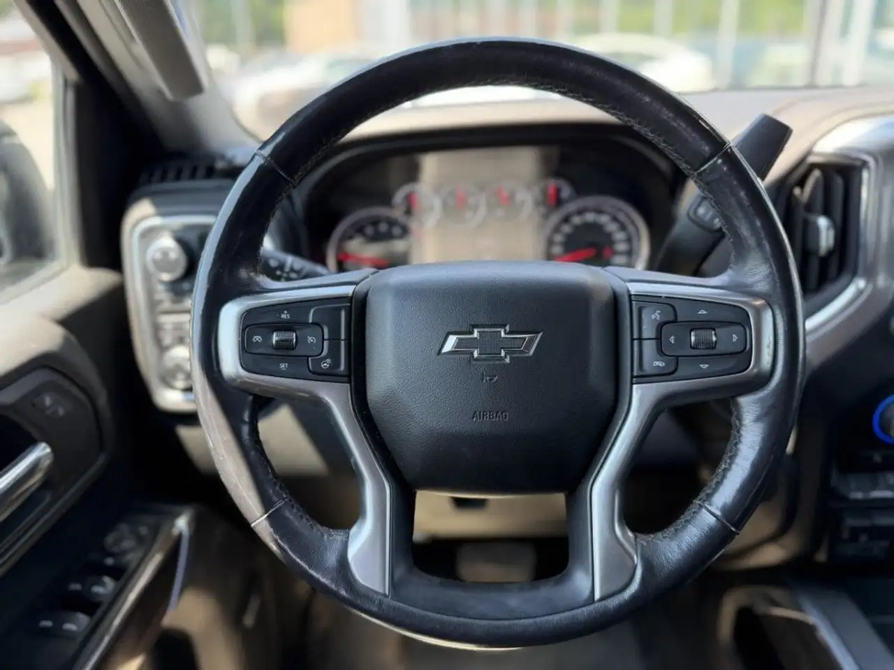 Chevrolet Silverado 1500 снимка Chevrolet Silverado 1500