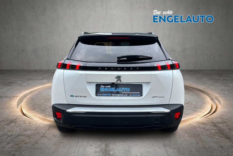 Peugeot e-2008 Allure NAVI SHZ KAMERA WÄRMEPUMPE — photo 6