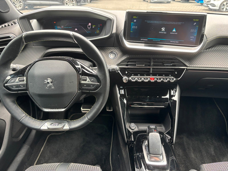 Peugeot e-2008 Allure NAVI SHZ KAMERA WÄRMEPUMPE — photo 12