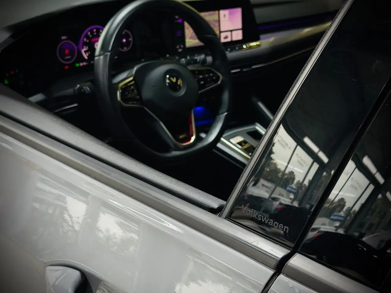 Volkswagen Golf GTI — photo 20