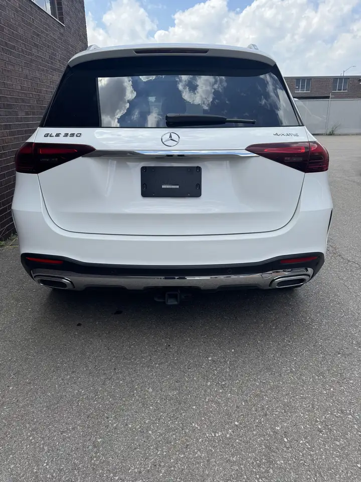 Mercedes-Benz GLE снимка Mercedes-Benz GLE