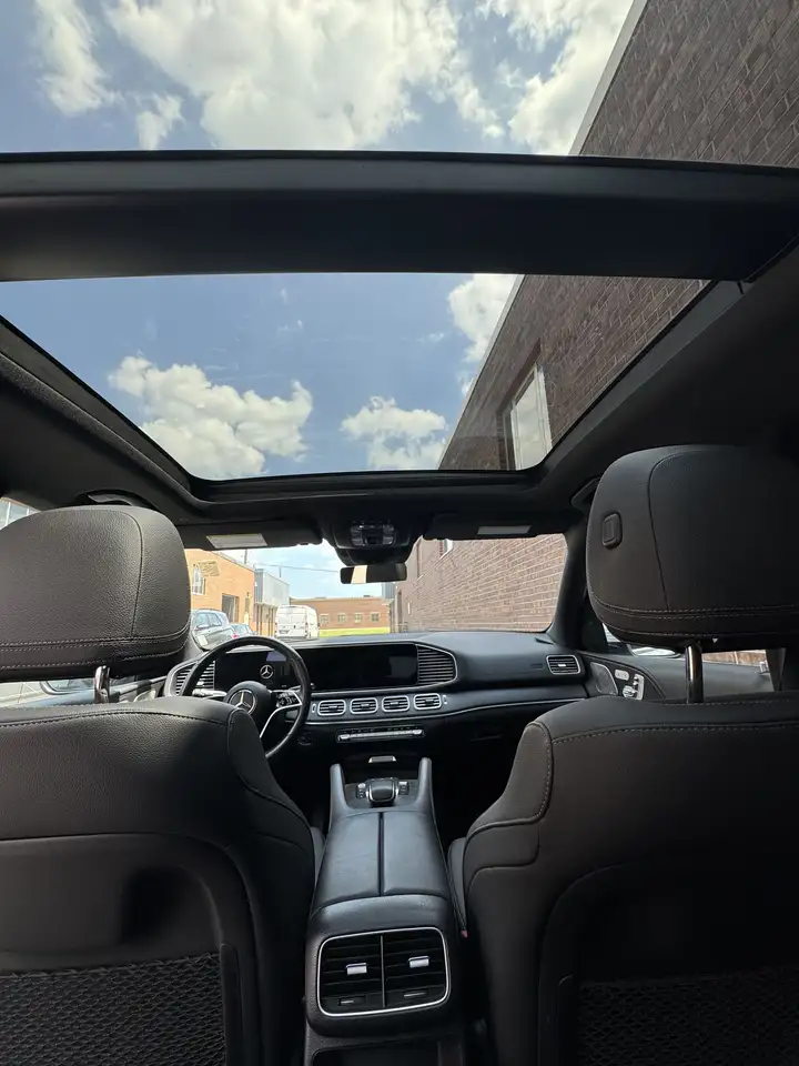 Mercedes-Benz GLE снимка Mercedes-Benz GLE
