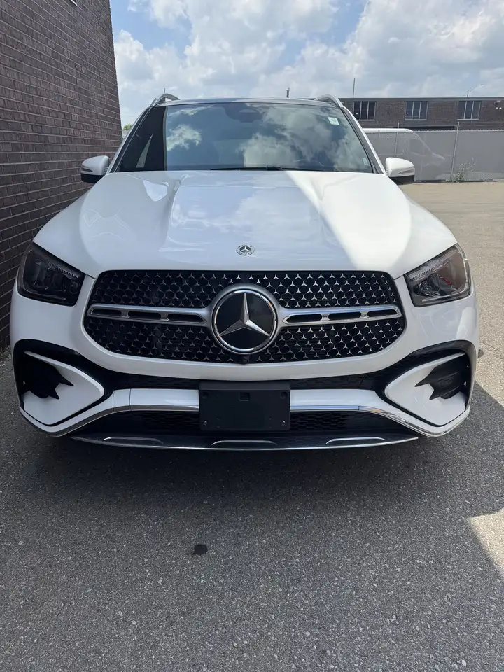 Mercedes-Benz GLE снимка Mercedes-Benz GLE