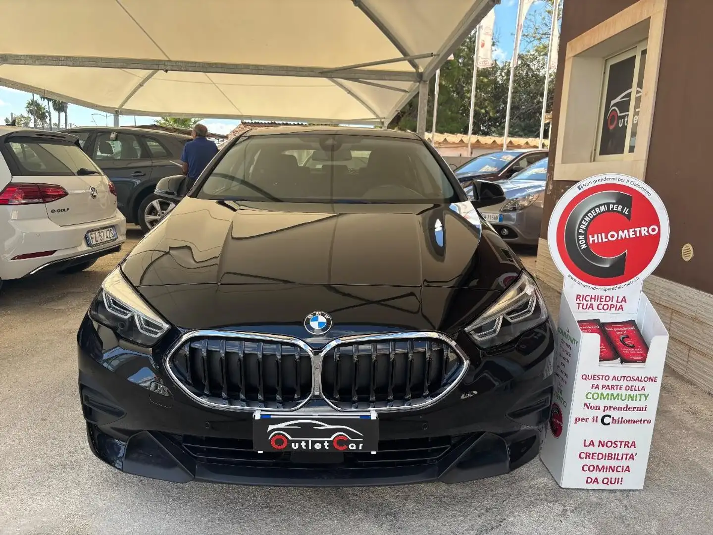 BMW 218 d Gran Coup&eacute; Advantage Nero - 2