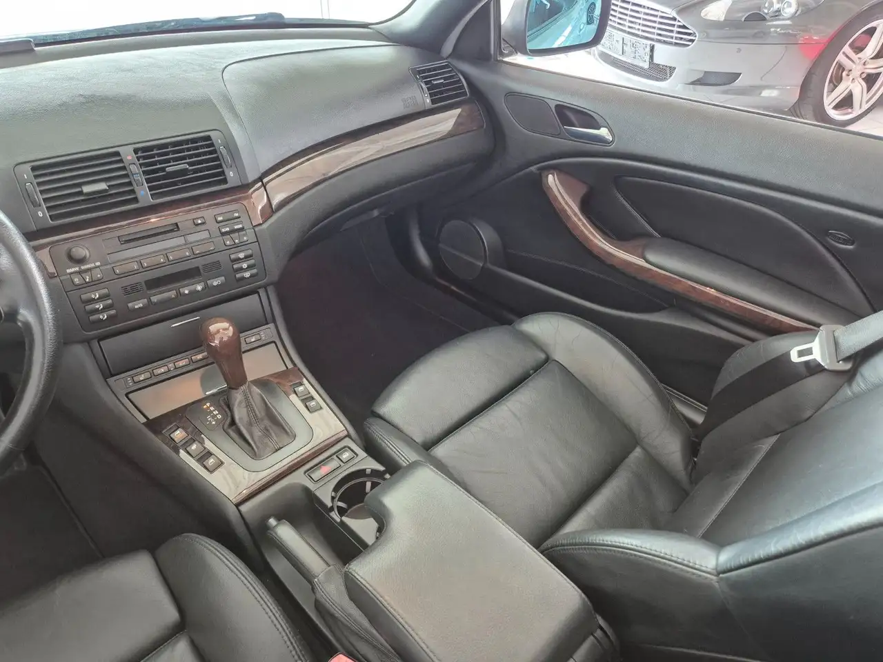 BMW 330 Ci/Orig. km/M-Paket ab Werk/Original+Top, foto 10