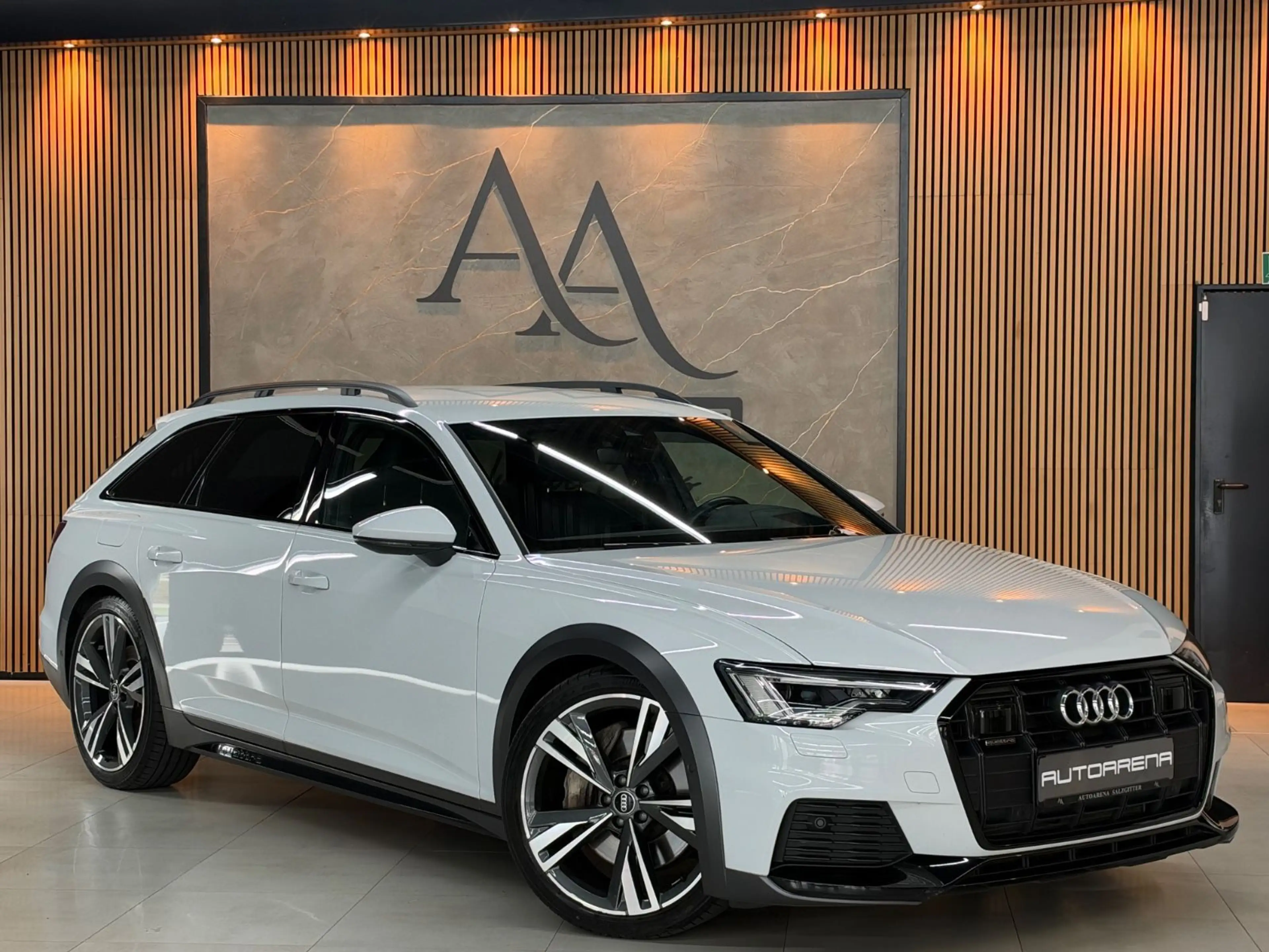 Audi A6 allroad 55 TFSI Quattro*BLACK*HuD*MATRIX-LED*