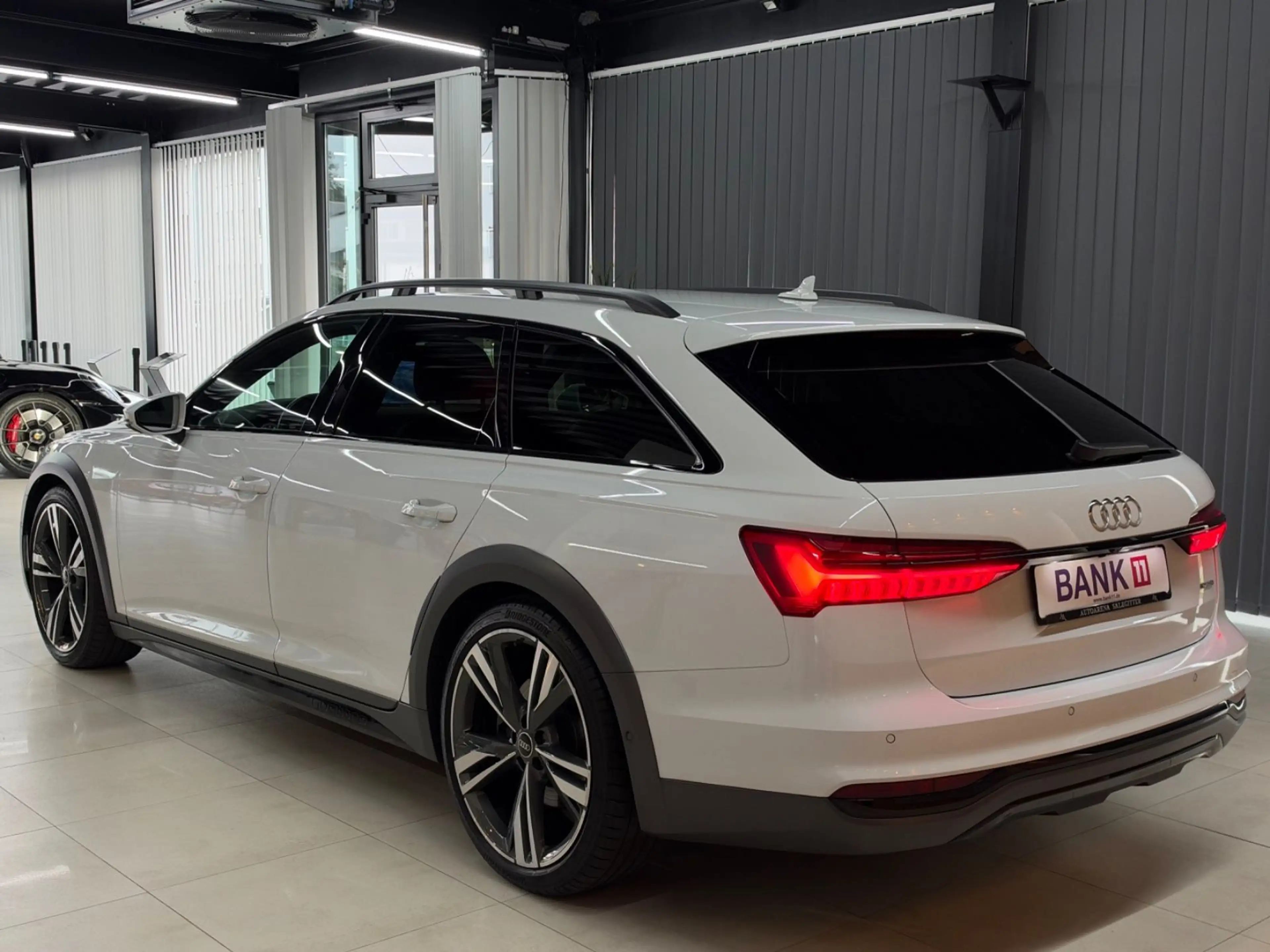 Audi A6 allroad 55 TFSI Quattro*BLACK*HuD*MATRIX-LED* — photo 8