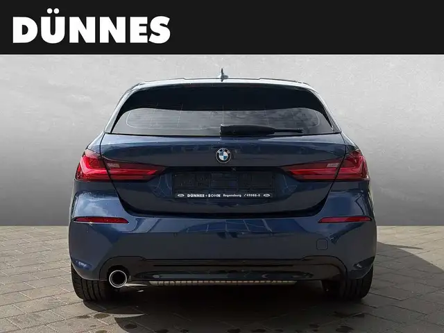 BMW 1 Series view 7