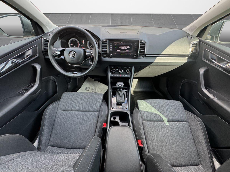 Skoda Karoq Style 1.5 TSI DSG Smart link PDC LED DAB — photo 10