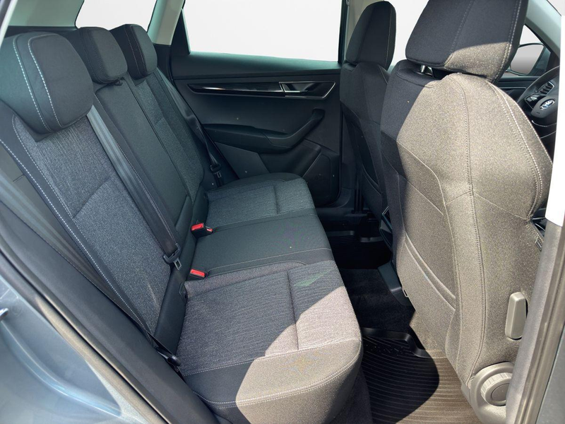 Skoda Karoq Style 1.5 TSI DSG Smart link PDC LED DAB — photo 8