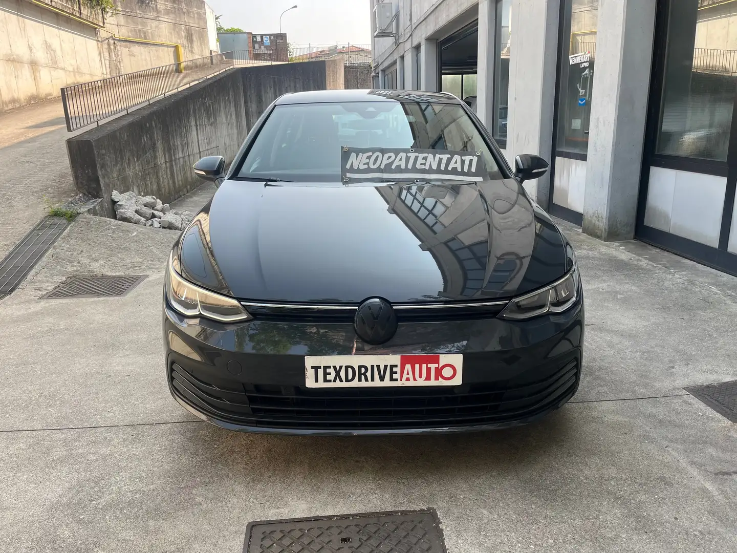 Volkswagen Golf Golf VIII 2020 2.0 tdi Life 115cv Gris - 1