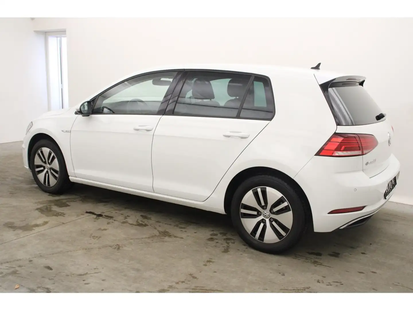 Volkswagen Golf 35.8 kWh Navi Carplay Blanc - 2