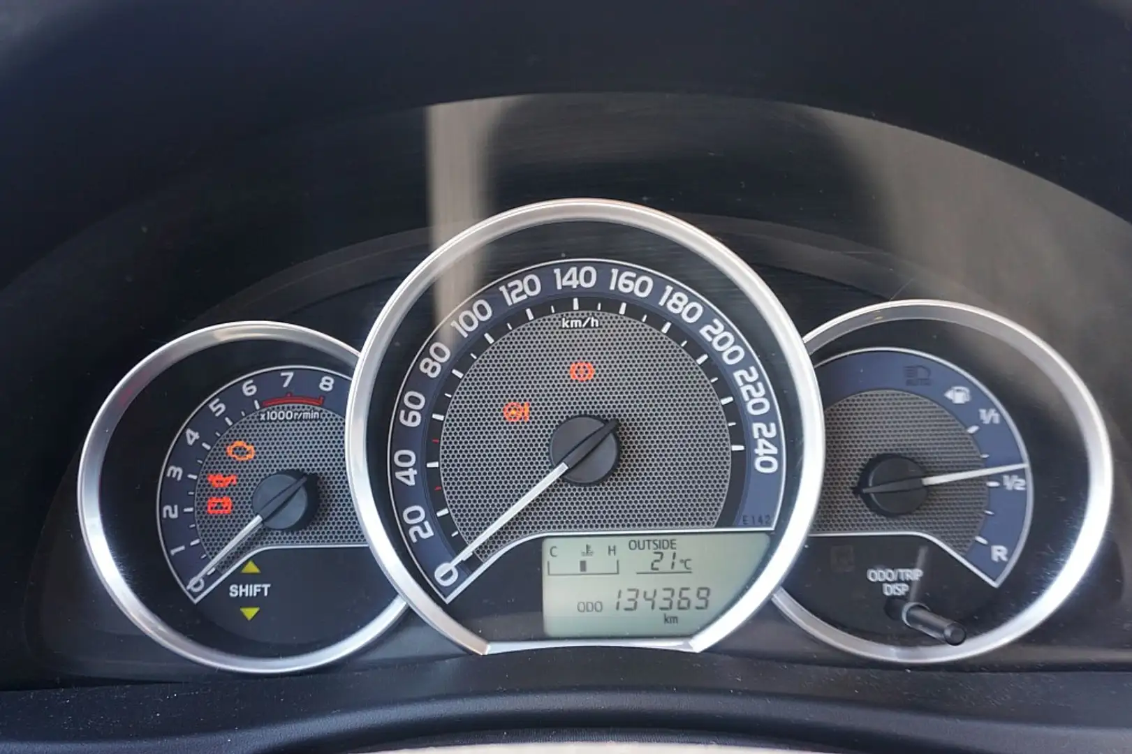 Toyota Auris 1,33 dVVT-i Active Blau - 2
