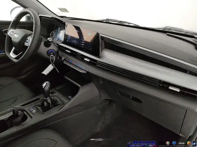 DR Automobiles DR3 view 7
