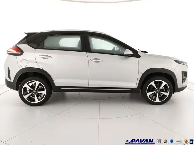DR Automobiles DR3 view 5