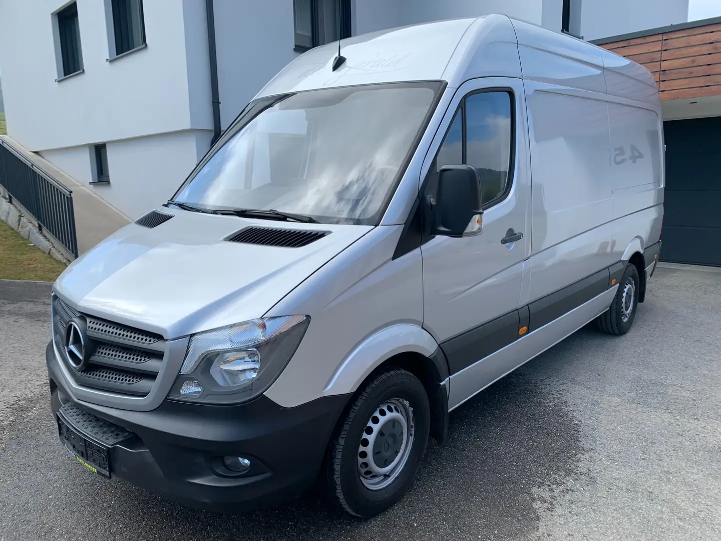Mercedes-Benz Sprinter Kasten Hochdach,Mittellang,Pickerl+Service Neu Silber - 1