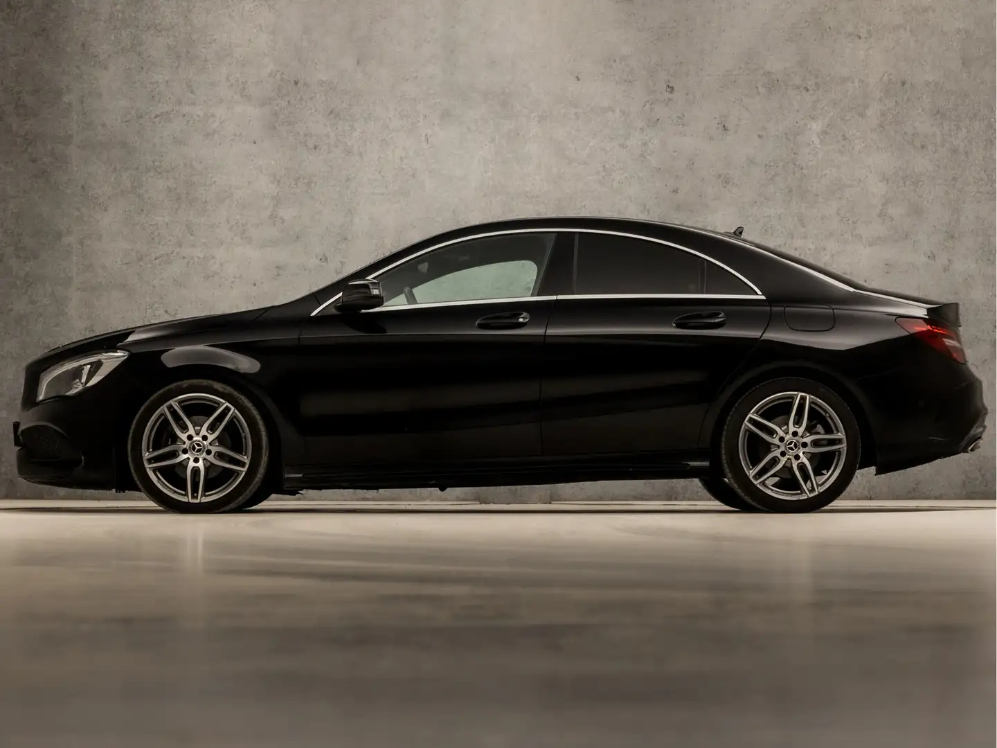 Mercedes-Benz CLA 180 AMG Sport Automaat (GROOT NAVI, 1e EIGENAAR, LEDER Siyah - 2