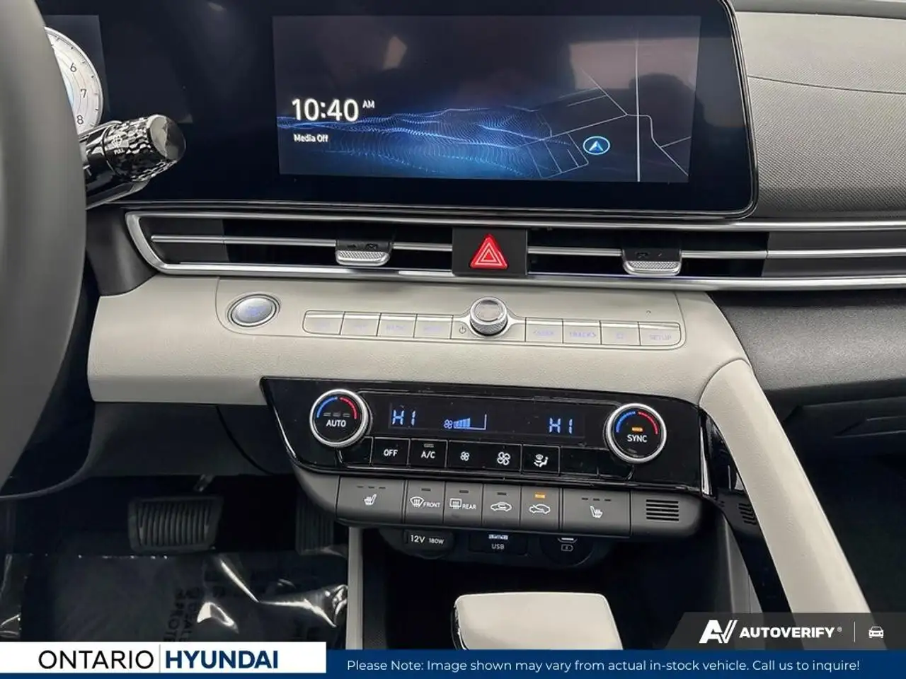 Hyundai ELANTRA снимка Hyundai ELANTRA
