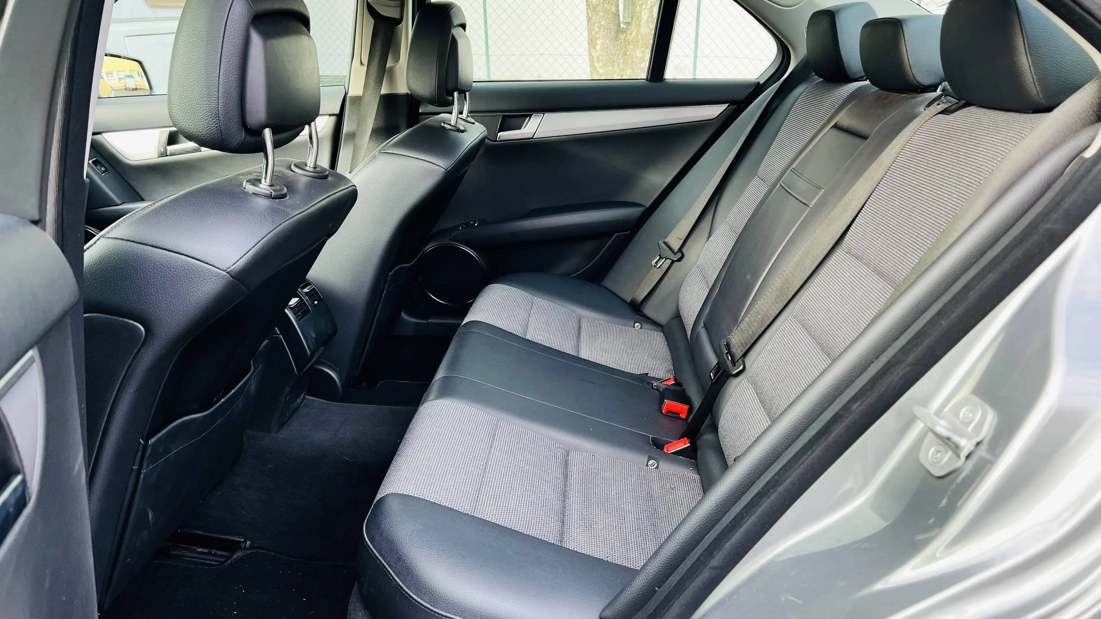 Mercedes-Benz C 200 C-Klasse Diesel CDI DPF (BlueEFFICIENCY) Avantgarde — photo 10