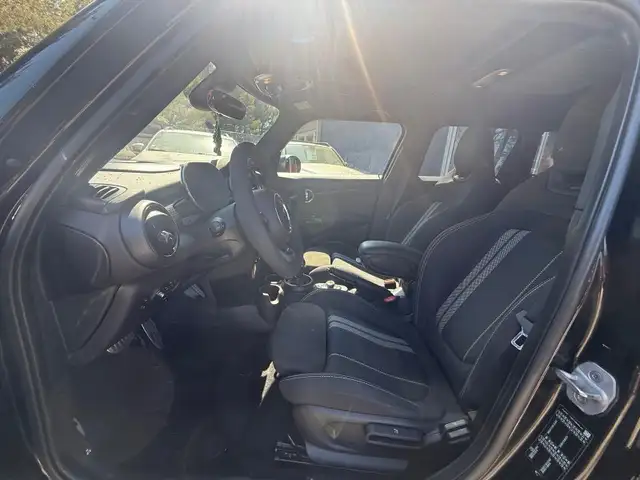 MINI Hatch view 9