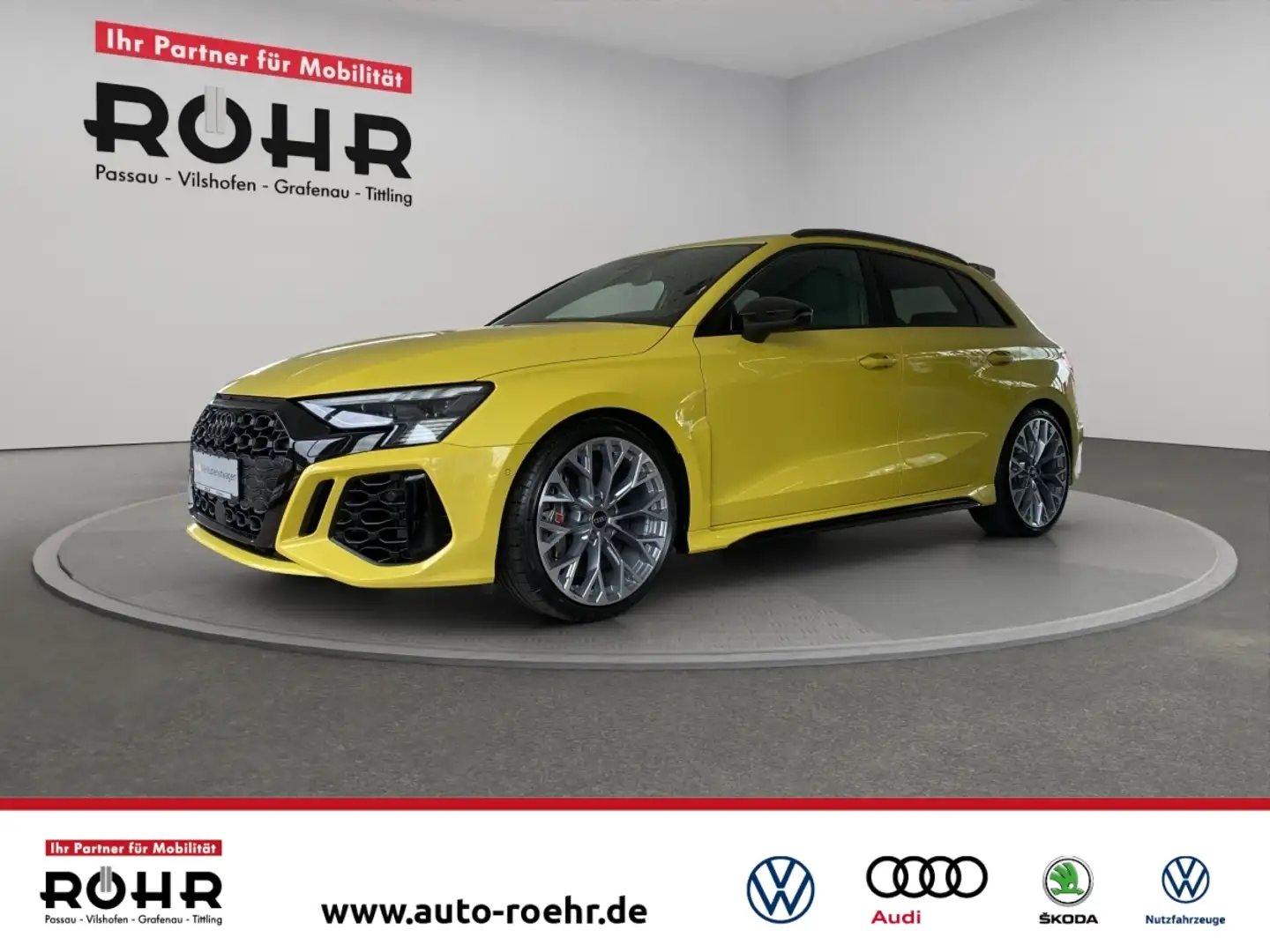 Audi RS3 RS 3 Sportback (SHZ.NAVI.Matrix-LED.Head-Up.PDC.DA Gelb - 1