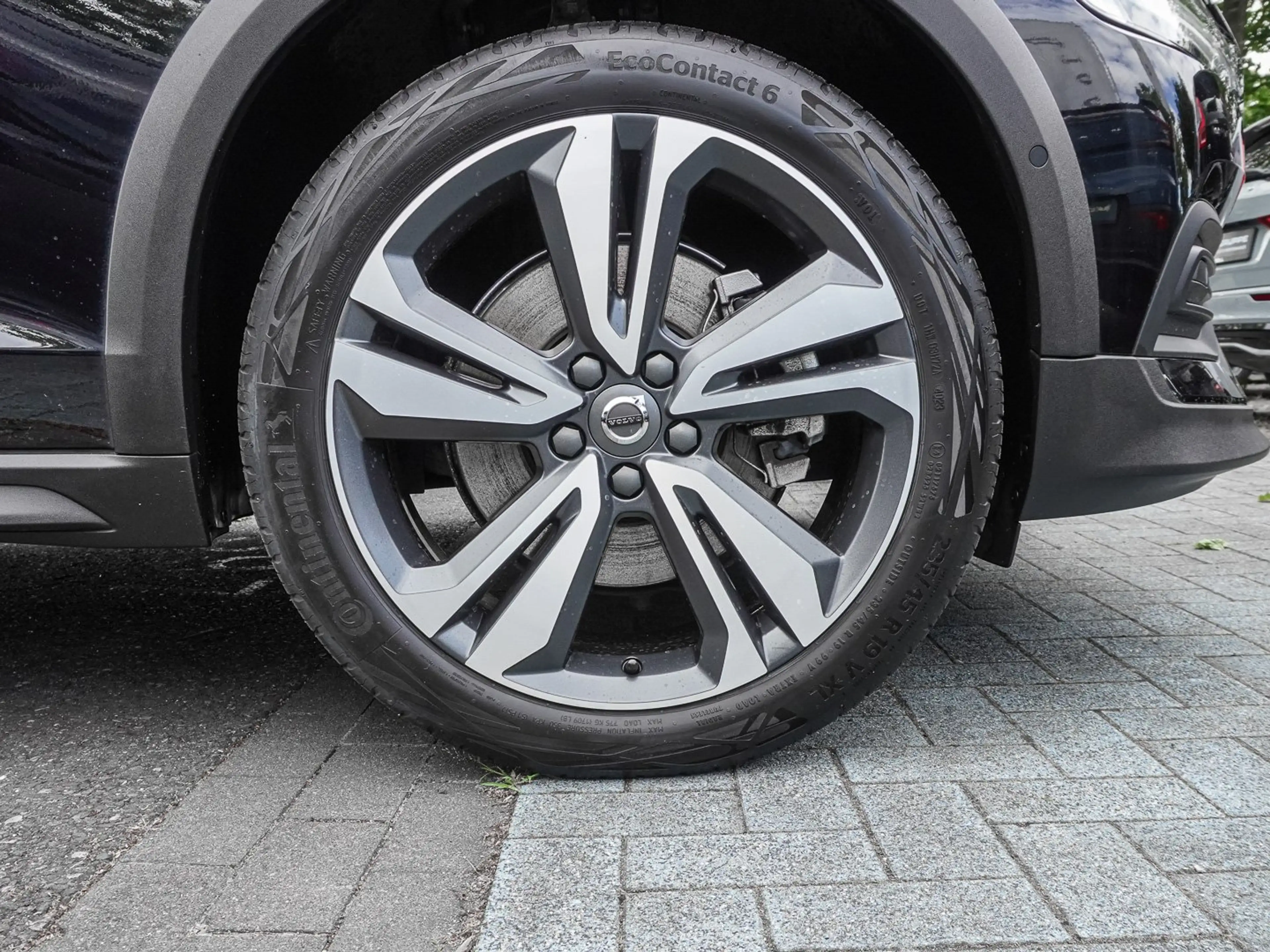 Volvo V60 Cross Country B4 AWD Plus LED Kamera — photo 7
